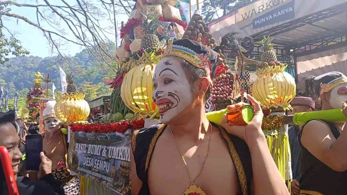 Buceng dari Desa Sempurna(Dokumentasi pribadi: Isti Yogiswandani)