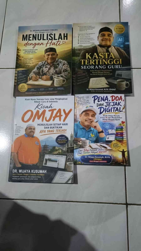 Empat buku karya Omjay/dokpri