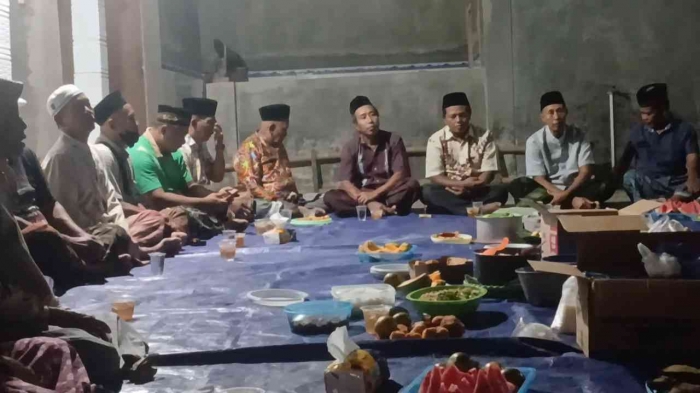 Suran RT 11 (Dokumentasi pribadi: Isti Yogiswandani)
