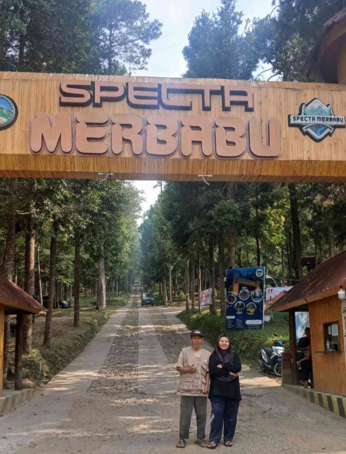 Spekta Merbabu: Camping yang Hening Minim Budget dan Liburan Minim Gadget(Dokumentasi pribadi: Isti Yogiswandani)
