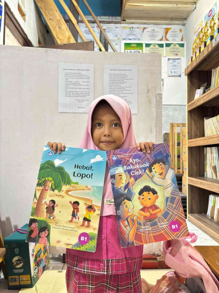 Pinjam Buku (dokumentasi pribadi)