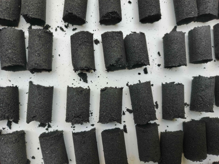 Briket biomassa solusi ramah lingkungan bebas polusi. (Sumber foto: Jandris_Sky)