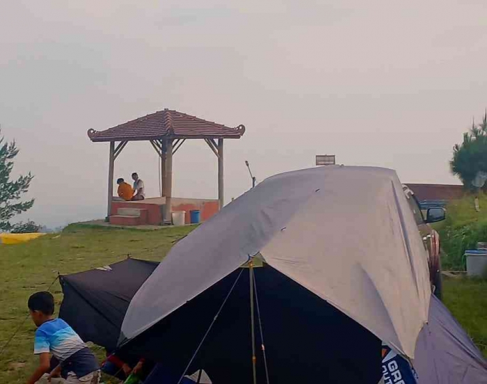 Cocok untuk camping bersama keluarga,bestie dan komunitas (Dokumentasi pribadi: Isti Yogiswandani)