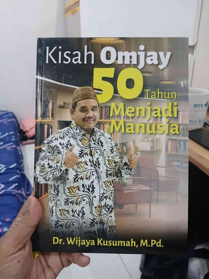 buku kisah Omjay/dokpri