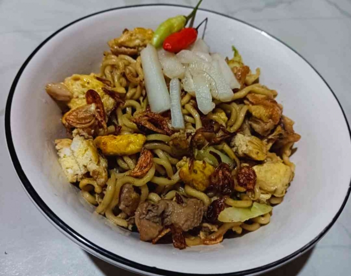 Mie Djawa: Bakmi legendaris yang bisa dibuat saat camping(Dokumentasi pribadi: Isti Yogiswandani)