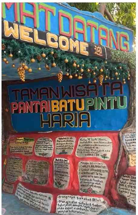 (Sumber video pribadi) Gerbang Taman wisata Pantai Batu Pintu, Kampung Haria, Saparua.