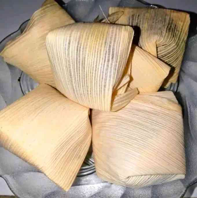 Kemasan alami dari kulit jagung ramah lingkungan. (Sumber foto: Berkah Snack02/Lazada)