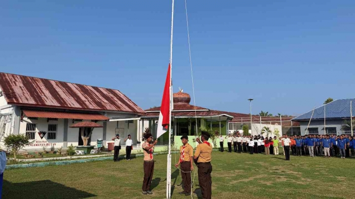 Pelaksanaan Upacara Bendera Rutan Pasangkayu