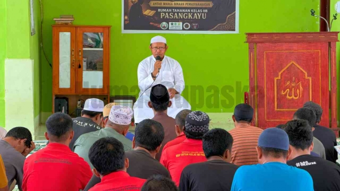 Tahsin dan tausiyah setiap pekan menjadi bagian pembinaan kepribadian warga binaan di Rutan Pasangkayu.