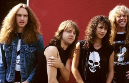 Metallica saat bassis Cliff Burton masih ada. (tanakamusic.com)