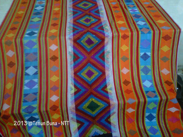Tenun Buna Ntt Kain Tradisional Cantik Memikat Mata Oleh