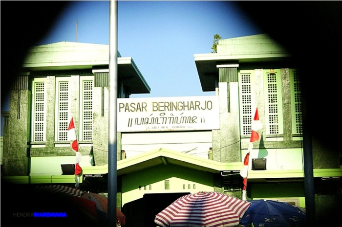 Tempat Wisata di Jogja yang Wajib Dikunjungi: Pasar Beringharjo