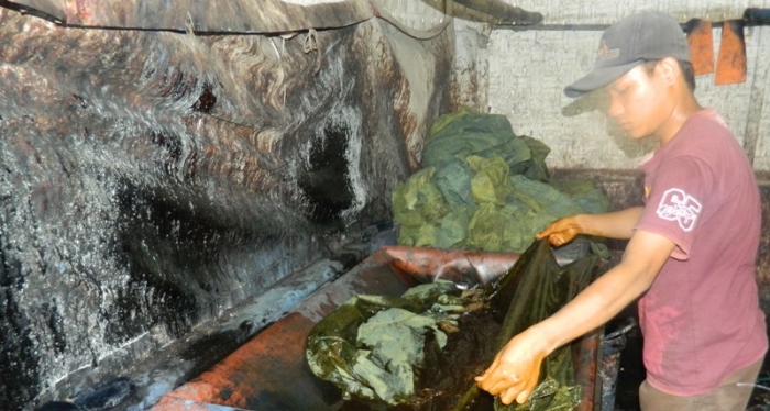 Keindahan Batik Gentongan Tanjung Bumi oleh Amril Taufik Keindahan Batik Gentongan Tanjung Bumi oleh Amril Taufik