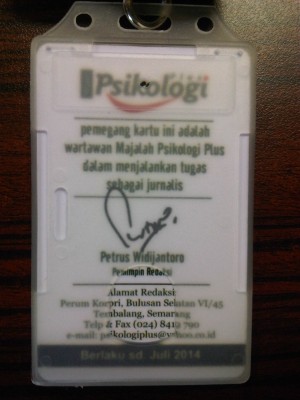 Berkat Seringnya Menulis Akhirnya Dapat Id Card Pers Kompasiana Com