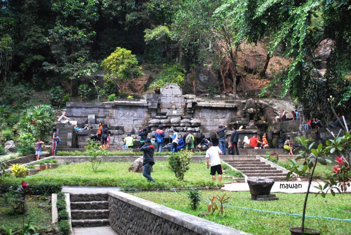 13793403961628796214