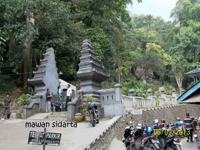 13793412381176442975