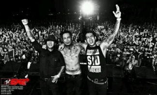 Endank Soekamti Memang Sialan Amp Superman Is Dead Memang Semprul