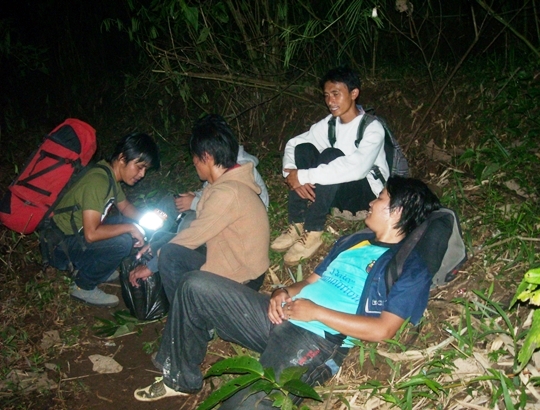 Pesona Keindahan Gunung Geulis, Sumedang - Kompasiana.com