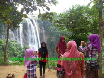 Air Terjun Nglirip Di Tuban Yang Memprihatinkan Kompasiana Com Air Terjun Nglirip Di Tuban Yang Memprihatinkan Kompasiana Com