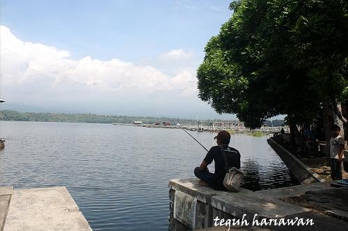 Kisah Pilu Dibalik Keindahan Ranu Grati Kompasiana com Kisah Pilu Dibalik Keindahan Ranu Grati Kompasiana com