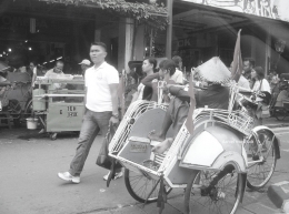 Becak di Malioboro, Yogyakarta (Dokumentasi Pribadi)