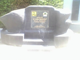 Bukti pemerintah Kabupaten Temanggun mengakui adanya situs makam sejarah Ki Ageng Makukuhan dengan adanya prasasti di pemerintah daerah Temanggung. (photo : Syaifud Adidharta)