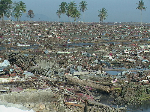 Tragedi Tsunami Aceh Paling Hebat di Dunia Pada Abad ke-21 Tragedi Tsunami Aceh Paling Hebat di Dunia Pada Abad ke-21