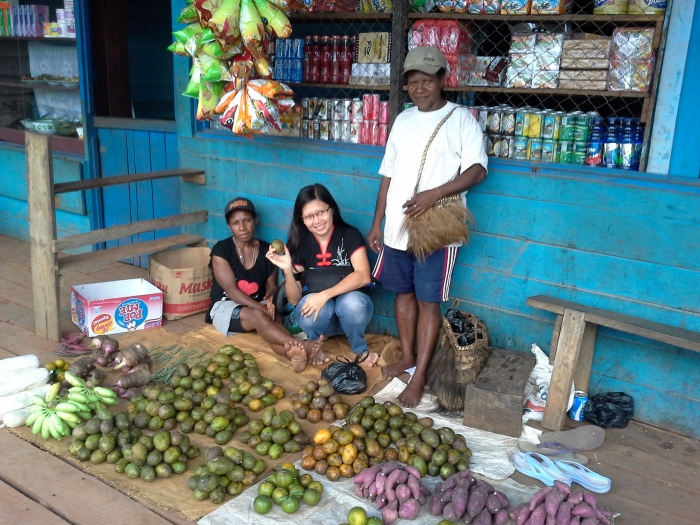 Menengok Kehidupan Masyarakat Perbatasan Negara di Distrik Menengok Kehidupan Masyarakat Perbatasan Negara di Distrik
