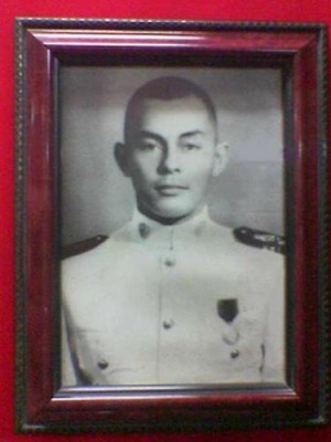 Letnan Pierre Dan Ketampanannya Kompasiana Com