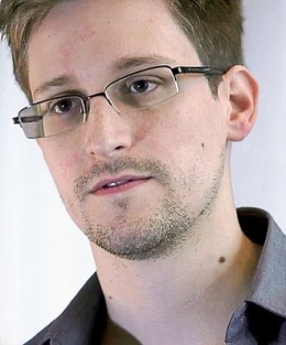 Edward Snowden Pahlawan Intelijen Indonesia (wikipedia.org)