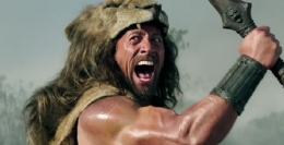 Dwayne Johnson sebagai Hercules (sumber: http://filmpulse.net/wp-content/uploads/2014/06/hercules-the-rock-trailer.jpg)
