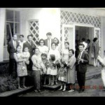 Wisuda Apoteker ITB, di Gedung Aluni ITB, lokasi tikungan Dago-Dipatiukur-Cikapayang , foto tahun 1960an.