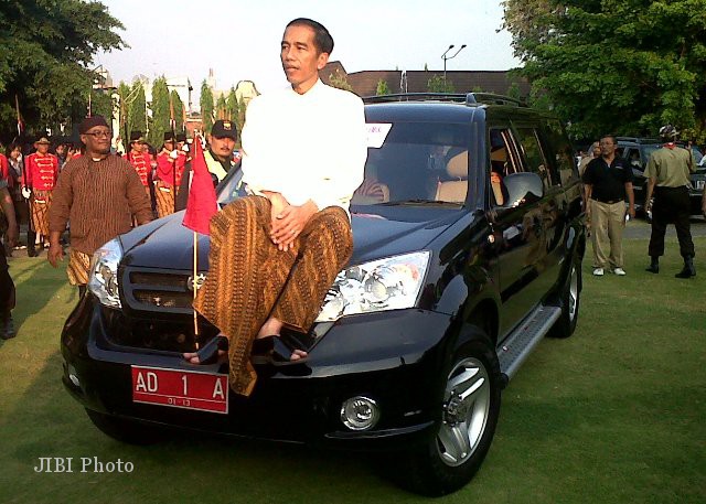 ( Mobil Esemka Rajawali - foto: solopos.com)