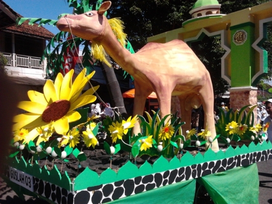 Bukan Hanya Paskah Maulid  Nabi Pun Ada Tradisi Menghias   Bukan Hanya Paskah Maulid  Nabi Pun Ada Tradisi Menghias