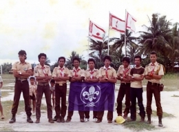 *Sehabis memenuhi undangan "Persami" di Pekanbaru tahun 1982.