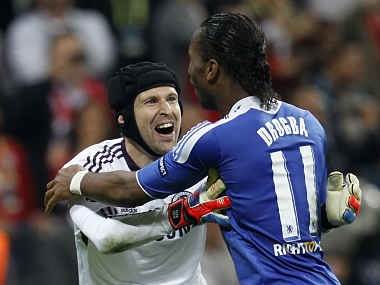 Kegembiraan Drogba dan Cech pasca penalty | firstpost.com