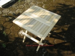 furniture jabon 300x225 Furniture Minimalis dari Kayu Jabon