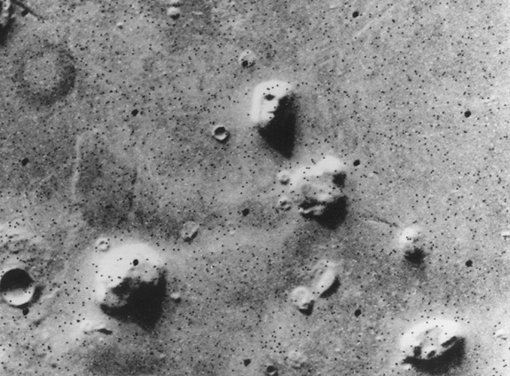 The Face on Mars yang diambil dari Viking I pada tahun 1976 (dok. NASA)