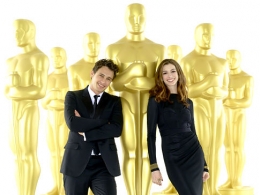 James Franco dan Anne Hathaway sebagai host. (Sumber: NYDailyNews)