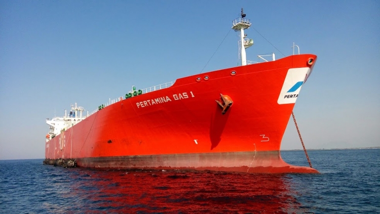 Her brother Pertamina Gas 2 / Dzulfikar