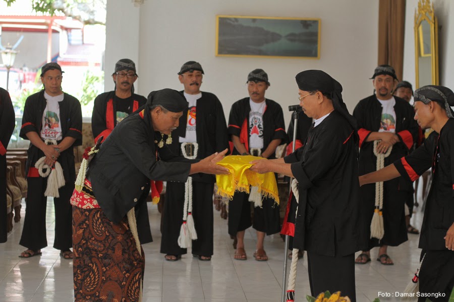 Jamasan Dan Kirab Pusaka, Hari Jadi Ponorogo | Nanang Diyanto