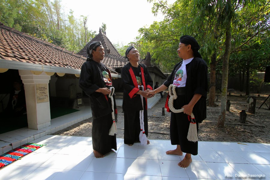 Jamasan Dan Kirab Pusaka, Hari Jadi Ponorogo | Nanang Diyanto