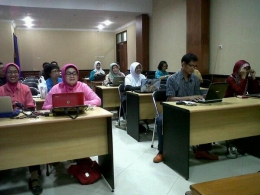 Pelatihan Guru Ngeblog di Wisma Telkomdik Surabaya