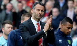 Ryan Giggs As The Player-Manager Manchester United (http://i.dailymail.co.uk/i/pix/2014/04/26/article-0-1D61FD7D00000578-976_634x382.jpg)