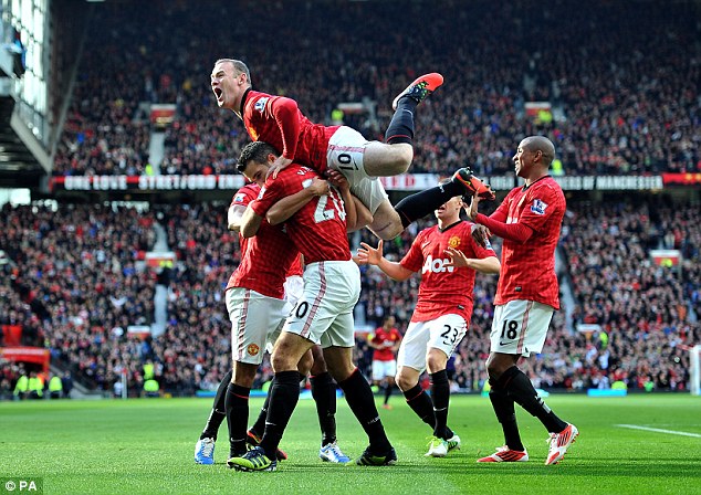 (Wayne Rooney cs, Mengusung multi misi menghadapi Bayern di babak 16 besar. (Credit: Blogger) )