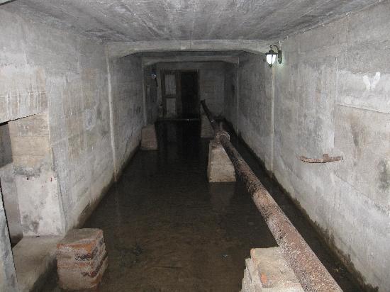 Basement Lawang Sewu (Sumber : Tripadvisor)