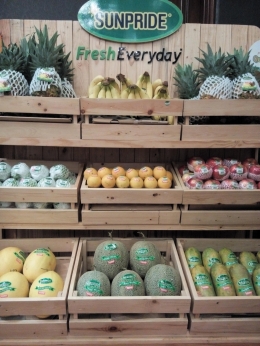 buah-buahan lokal dari Sunpride diproduksi oleh PT Sewu Segar Primatama, perusahaan lokal asli Indonesia yang sudah disertifikasi oleh FAO karena quality control yang ketat. (foto sumber: dokumen pribadi)