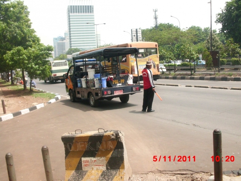 Satpol PP, solusi untuk menggantikan (Dokumentasi Pribadi)