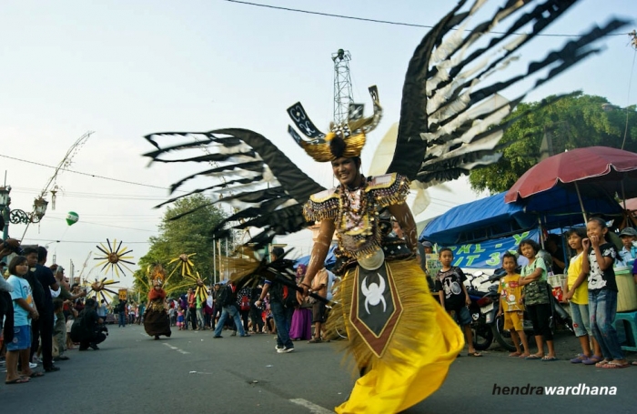 Megahnya Nusantara dalam Warna warni Karnaval Jogja 