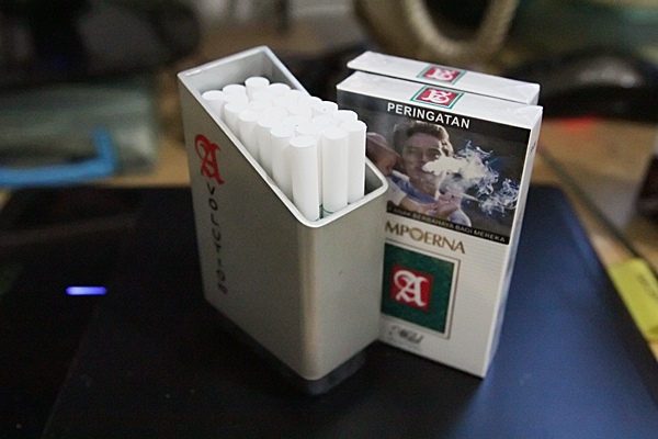 Gambar Seram pada Kemasan Rokok  oleh Widianto H Didiet  Gambar Seram pada Kemasan Rokok  oleh Widianto H Didiet